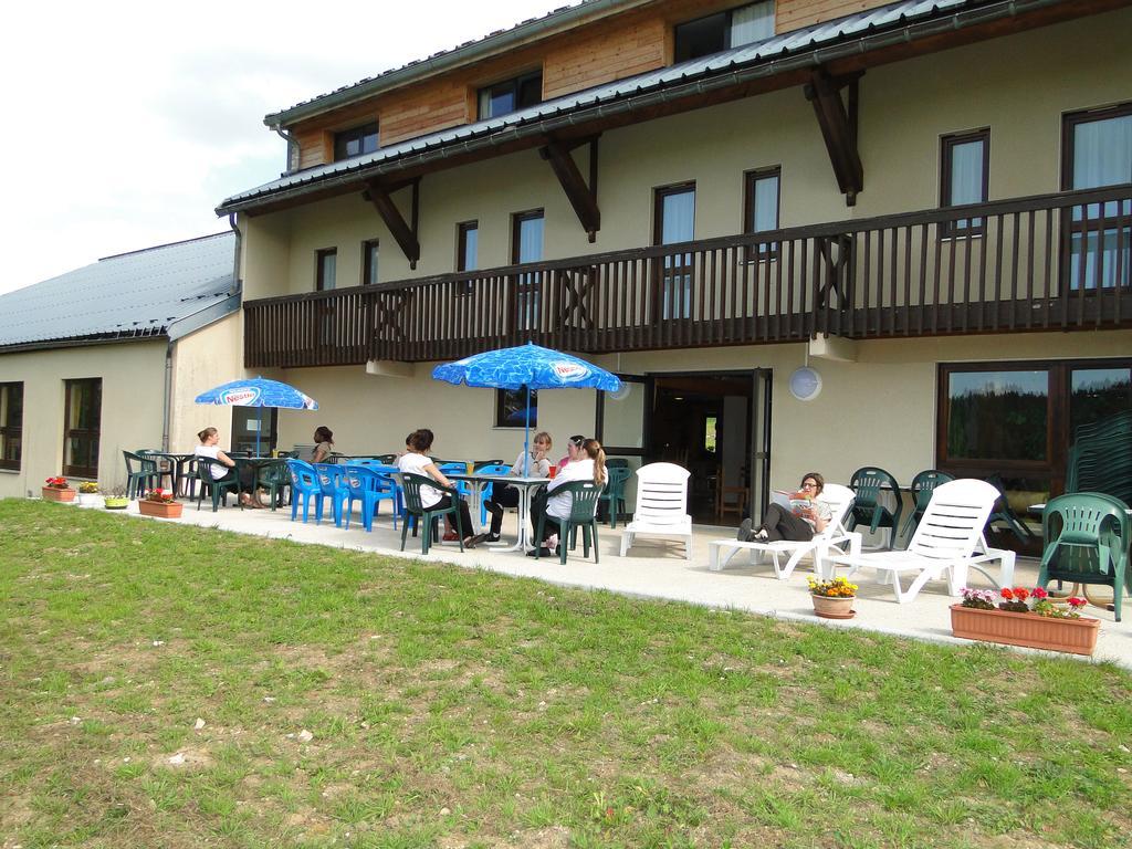 Village Vacances Passion Georges Moustaki Les Moussieres Exterior foto